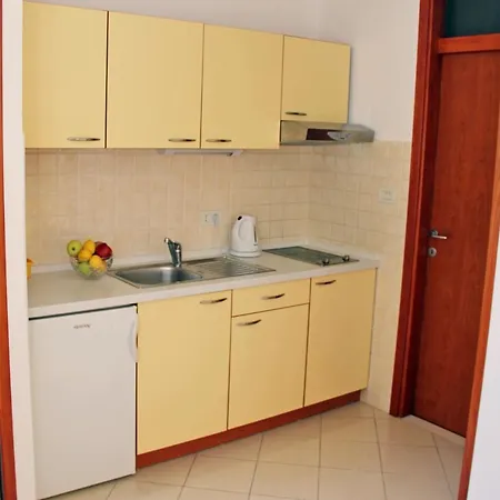 Apartment Artemis (adults Only)
