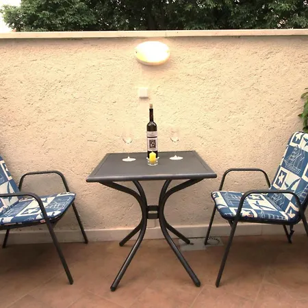 Artemis (adults Only) Apartment