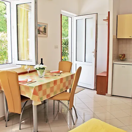 Artemis (adults Only) * Ντουμπρόβνικ