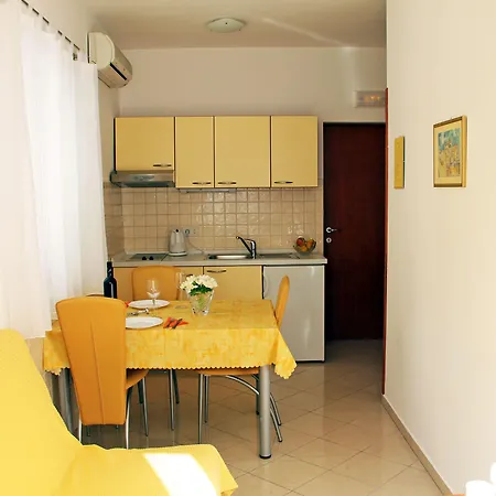 Artemis (adults Only) Apartman *