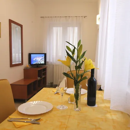 Artemis (adults Only)