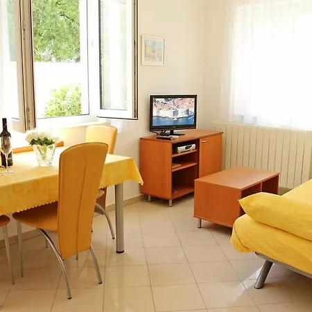 Artemis (adults Only) Apartment