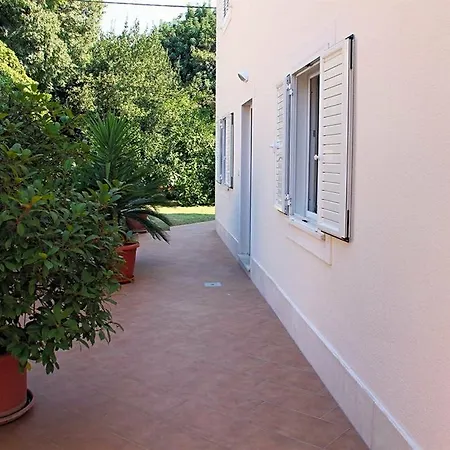 Artemis (adults Only) * Dubrovnik