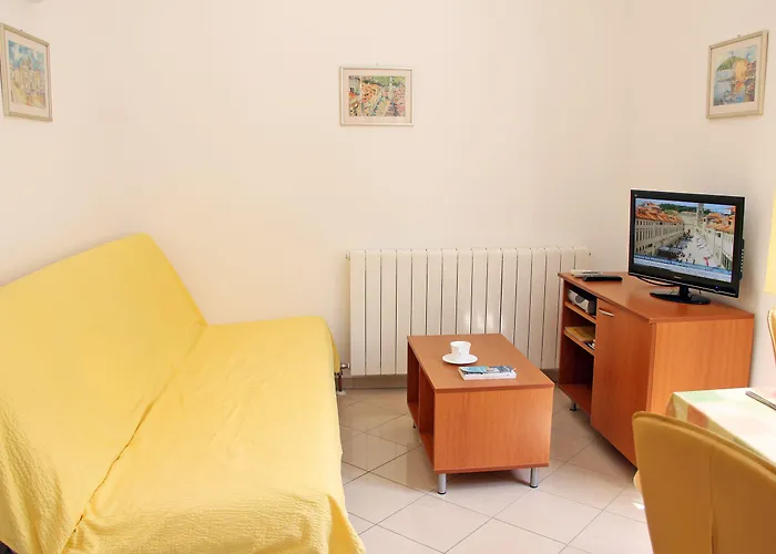 Artemis (adults Only) *