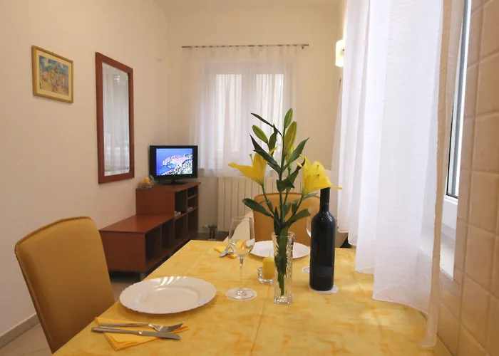 Artemis (adults Only)