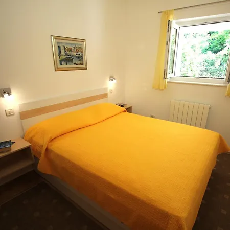 Artemis (adults Only) * Dubrovnik